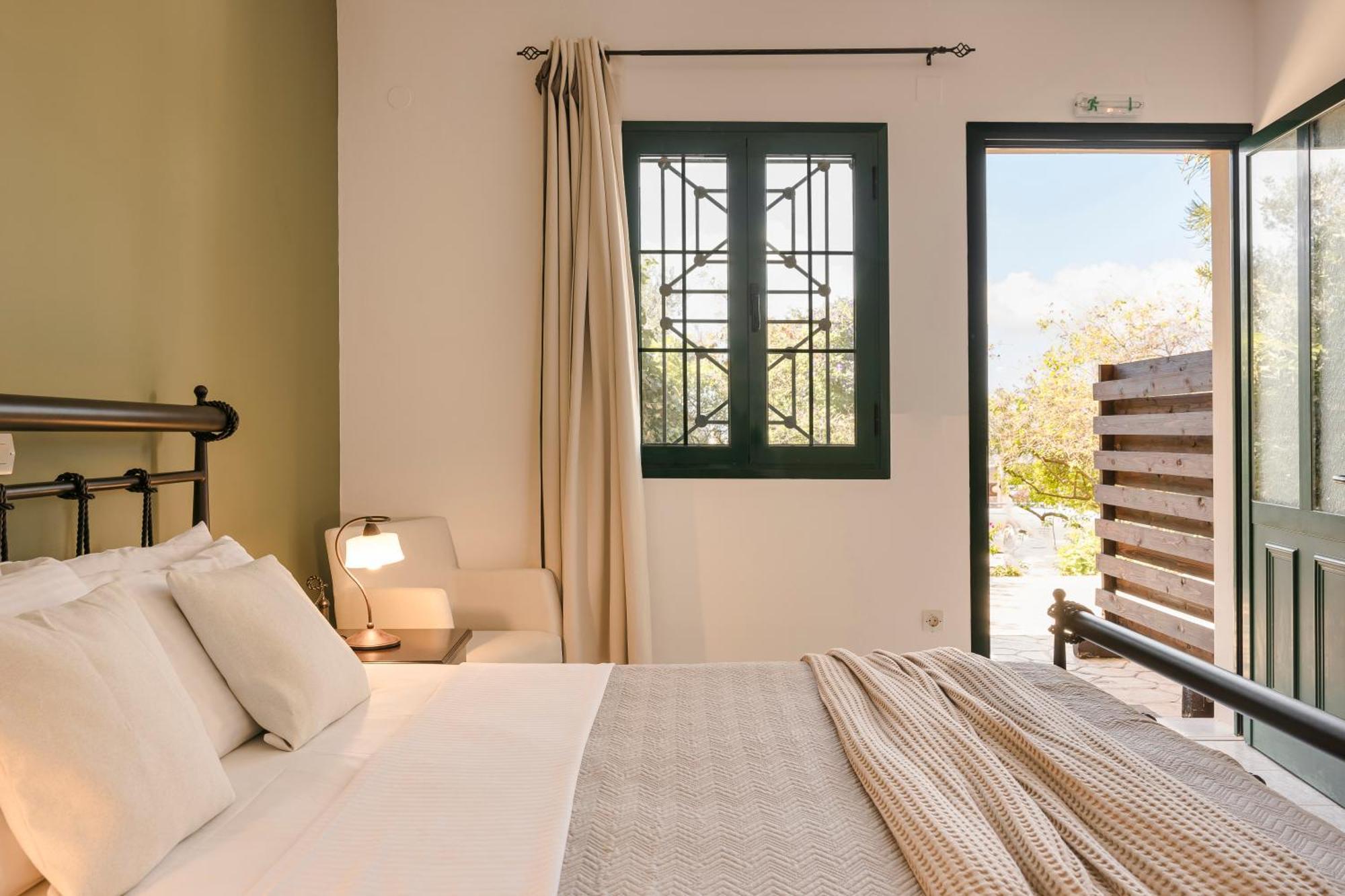 Evianna Studios Mousata Ngoại thất bức ảnh